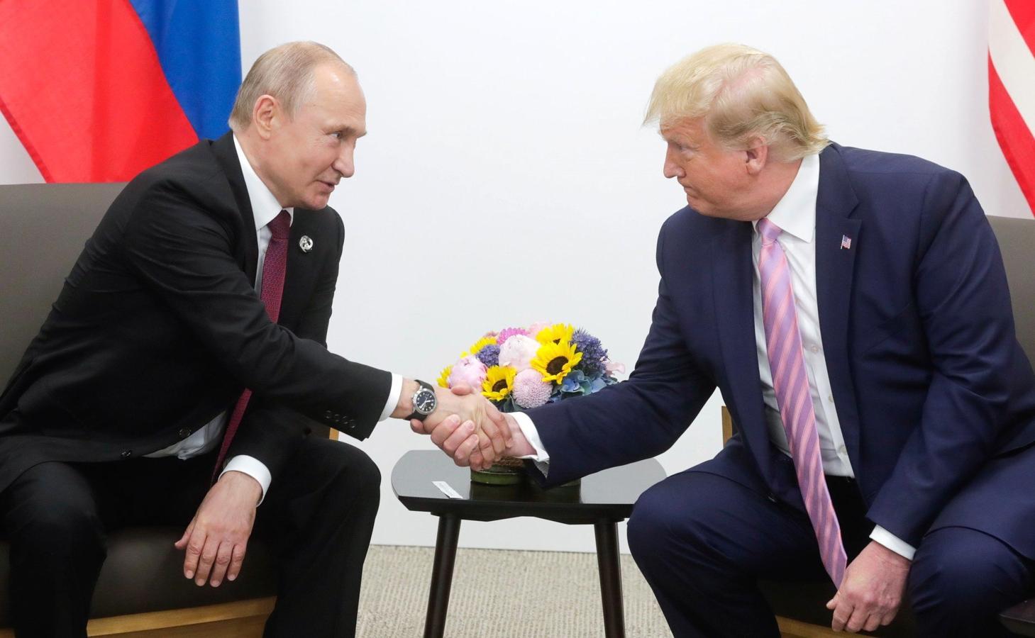 Durante la cumbre del G-20, Trump bromeó con Putin sobre la ingerencia Rusa en las elecciones estadounidense.. 