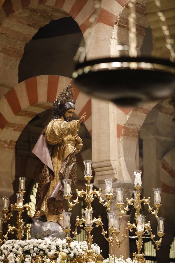 La procesión jubilar del Sagrado Corazón de Jesús en Córdoba, en imágenes