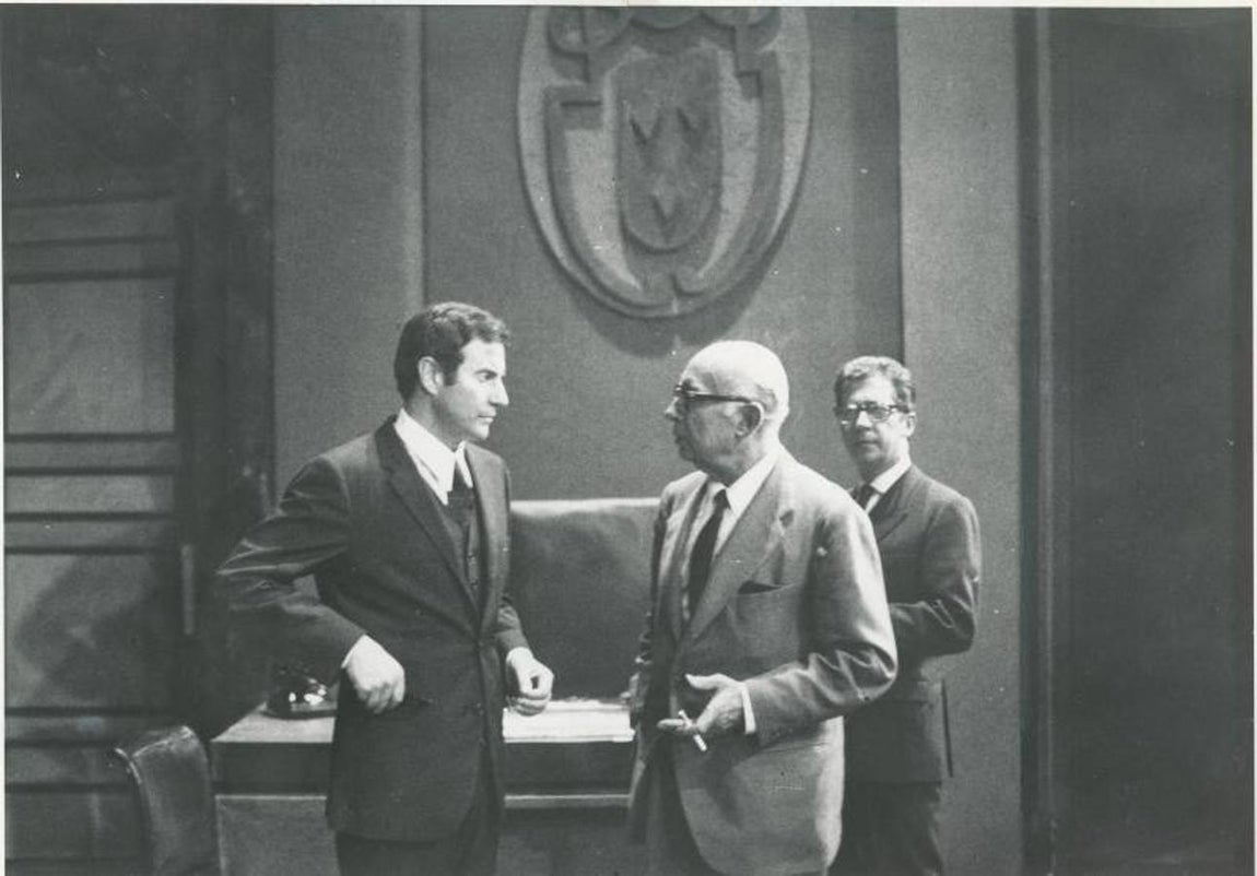 Arturo Fernández se subió a las tablas para interpretar «¿Y quién soy yo?», escrita por Juan Ignacio Luca de Tena. 