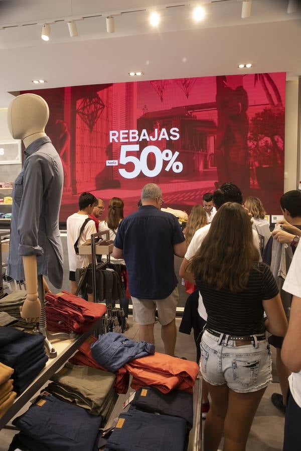 Las rebajas de verano en Córdoba, en imágenes