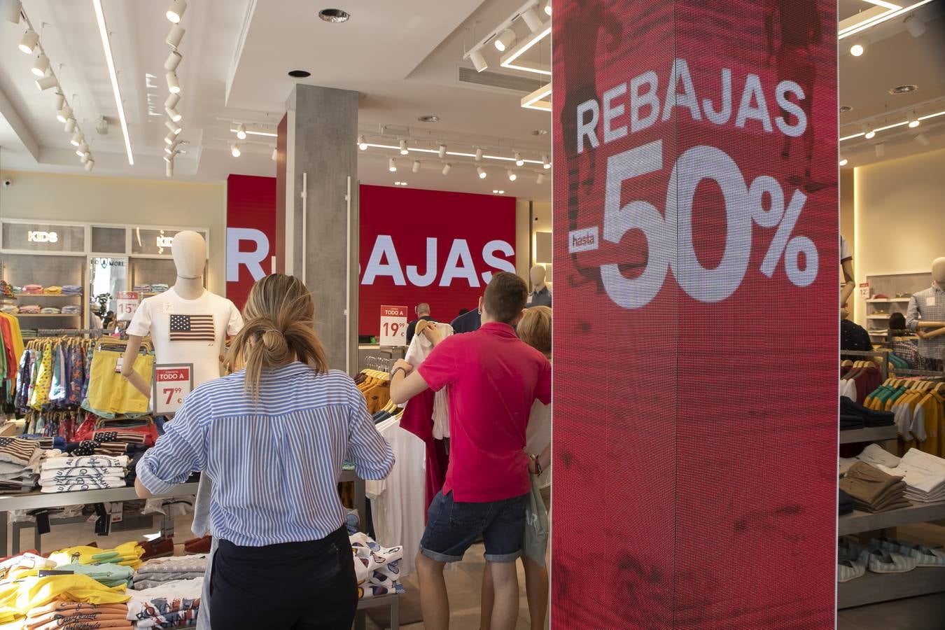 Las rebajas de verano en Córdoba, en imágenes