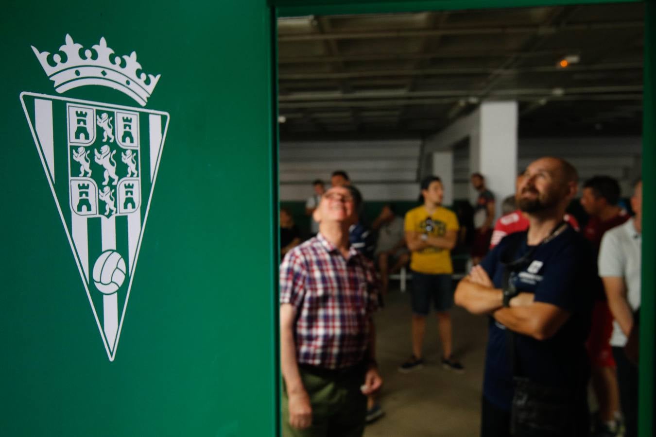 La renovación de abonos del Córdoba CF, en imágenes