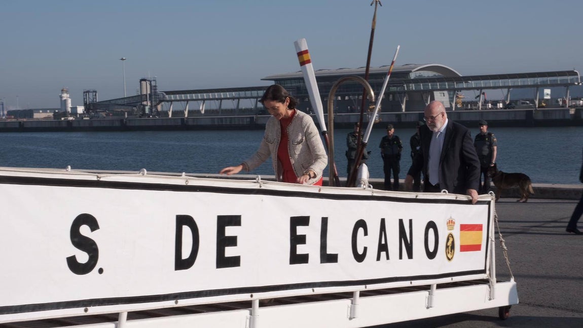 FOTOS: Elcano leva anclas tras recibir a miles de personas en Getxo
