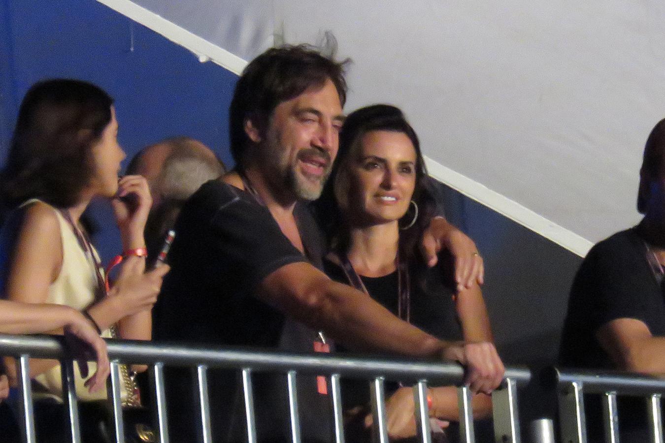 Penélope Cruz y Javier Bardem. Los actores acuedieron al concierto de la banda PearlJam.
