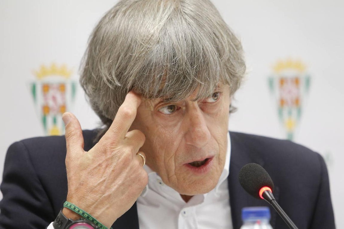 El día uno de Enrique Martín, en imágenes