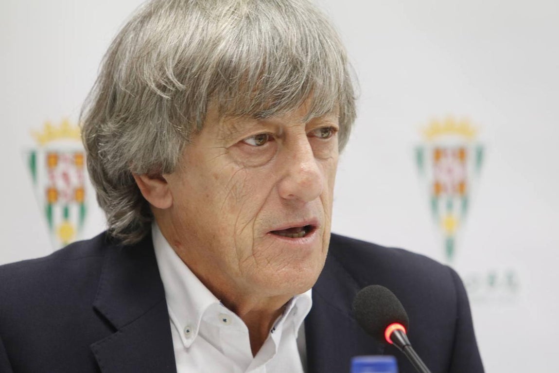 El día uno de Enrique Martín, en imágenes