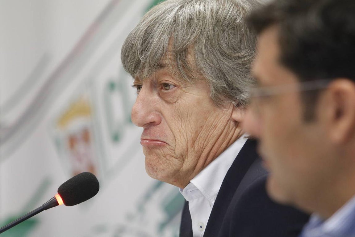 El día uno de Enrique Martín, en imágenes