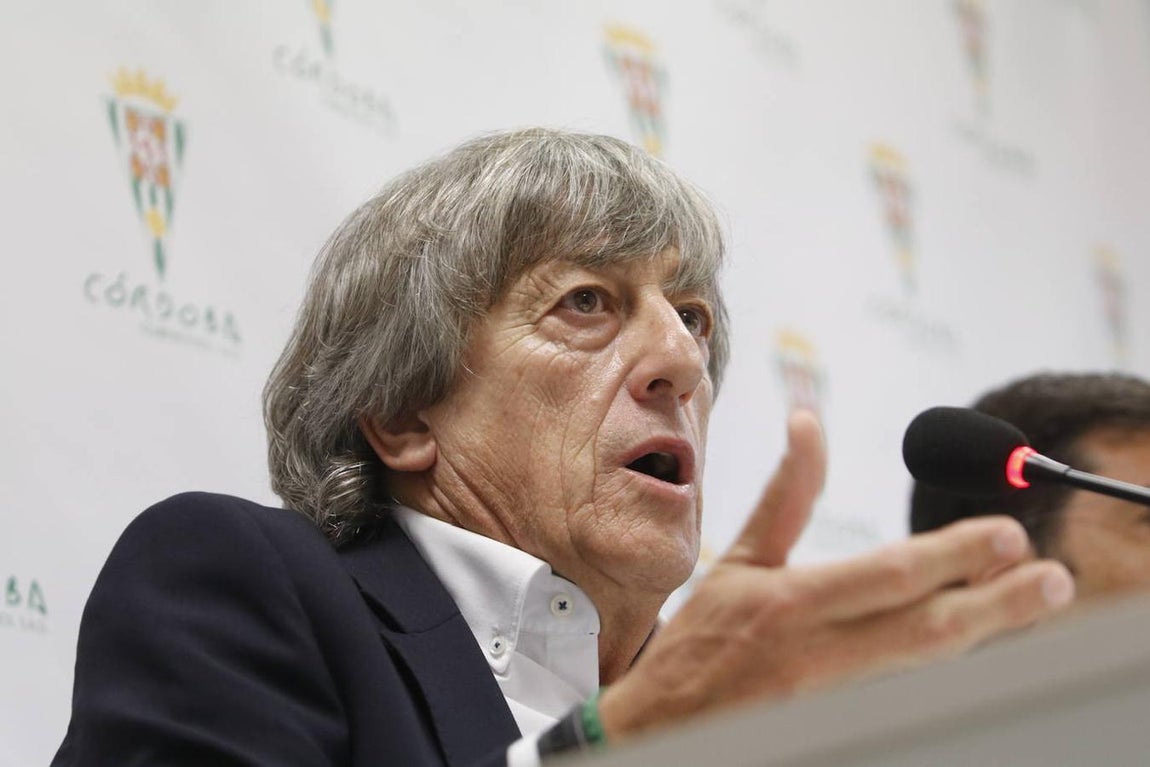 El día uno de Enrique Martín, en imágenes