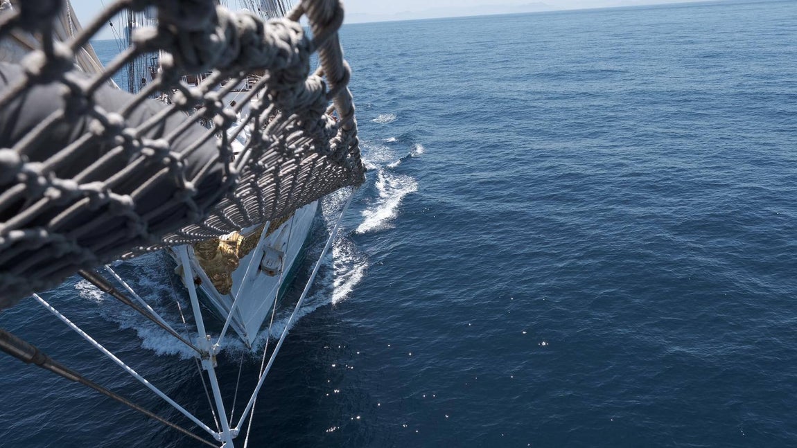 Fotos: Se acerca el fin del crucero de instrucción para la dotación de Elcano