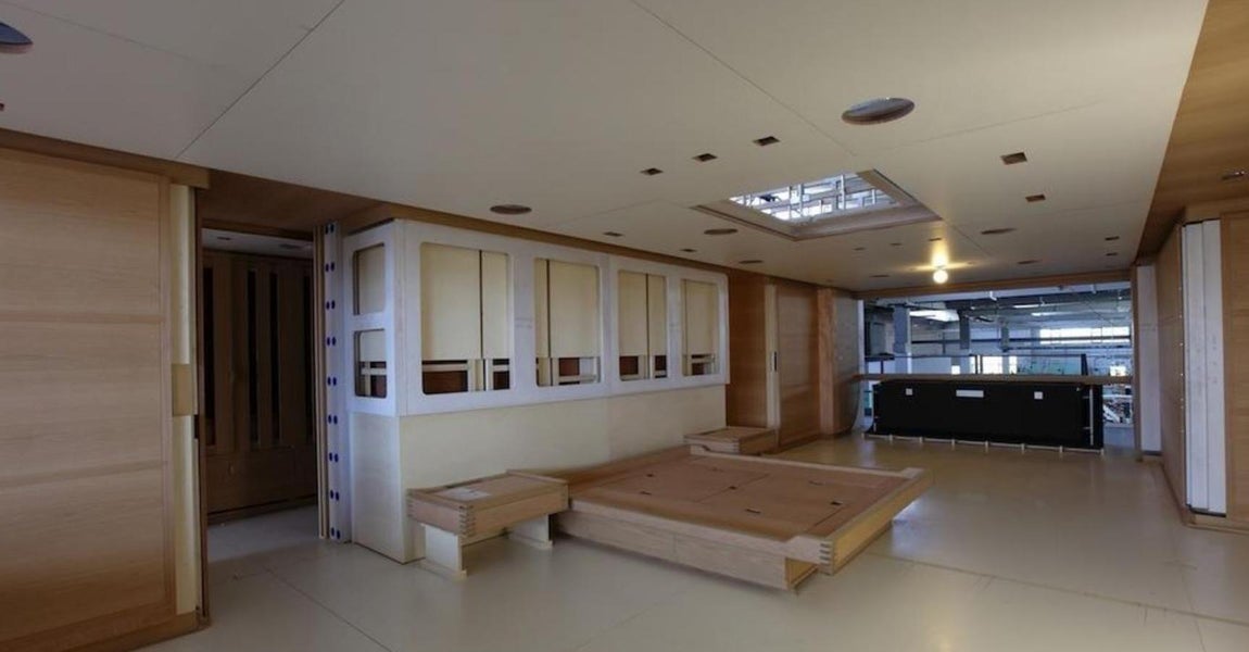 Badis 1. Tiene dos mástiles de 72m sobre el nivel del mar y permanece anclado en  Casablanca