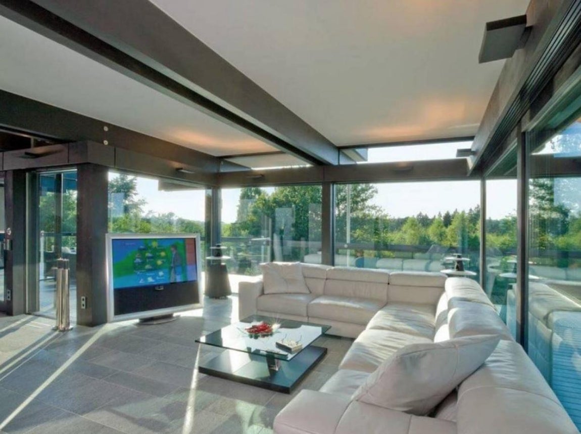 Reino Unido. Es una de las 200 viviendas de este estilo construidas por el estudio alemán Huf Haus en la zona