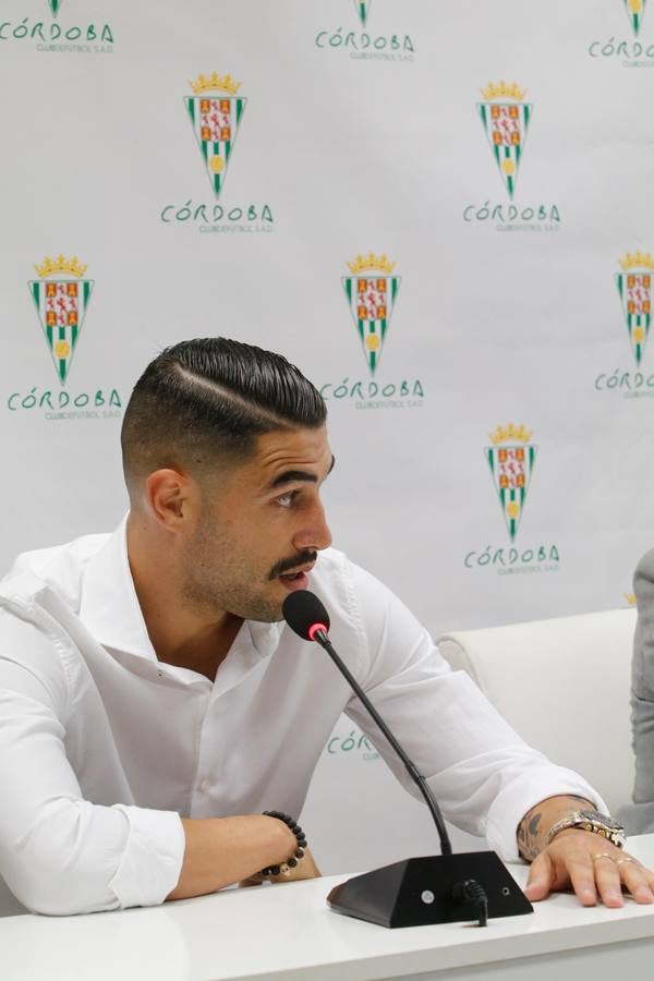 La presentación de Víctor Ruiz y Edu Frías en el Córdoba CF, en imágenes