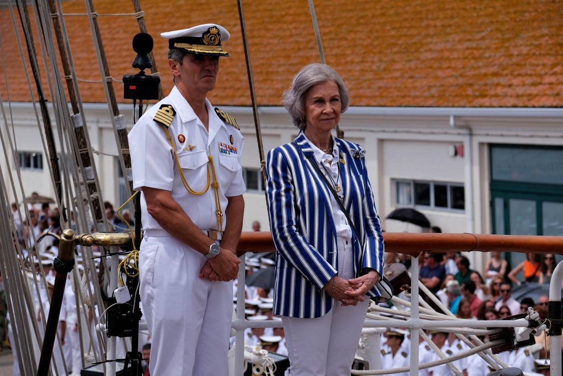 FOTOS: El Juan Sebastián de Elcano arriba en Marín en el 91 crucero de instrucción