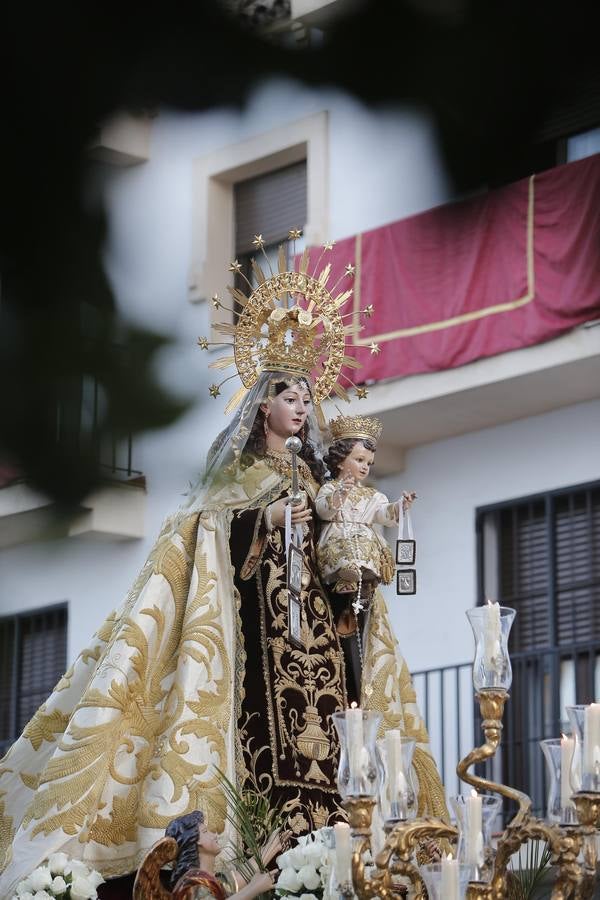 La procesión de la Virgen del Carmen de Puerta Nueva en Córdoba, en imágenes
