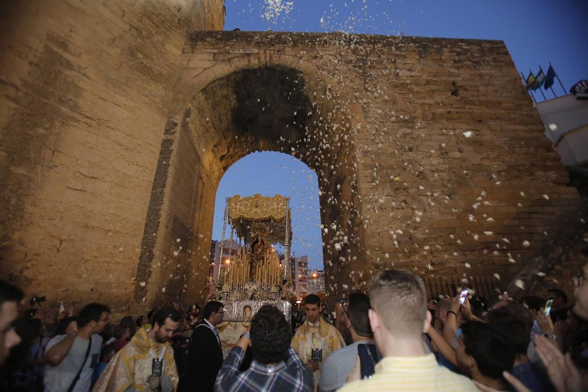 La procesión de la Virgen del Carmen de San Cayetano en Córdoba, en imágenes
