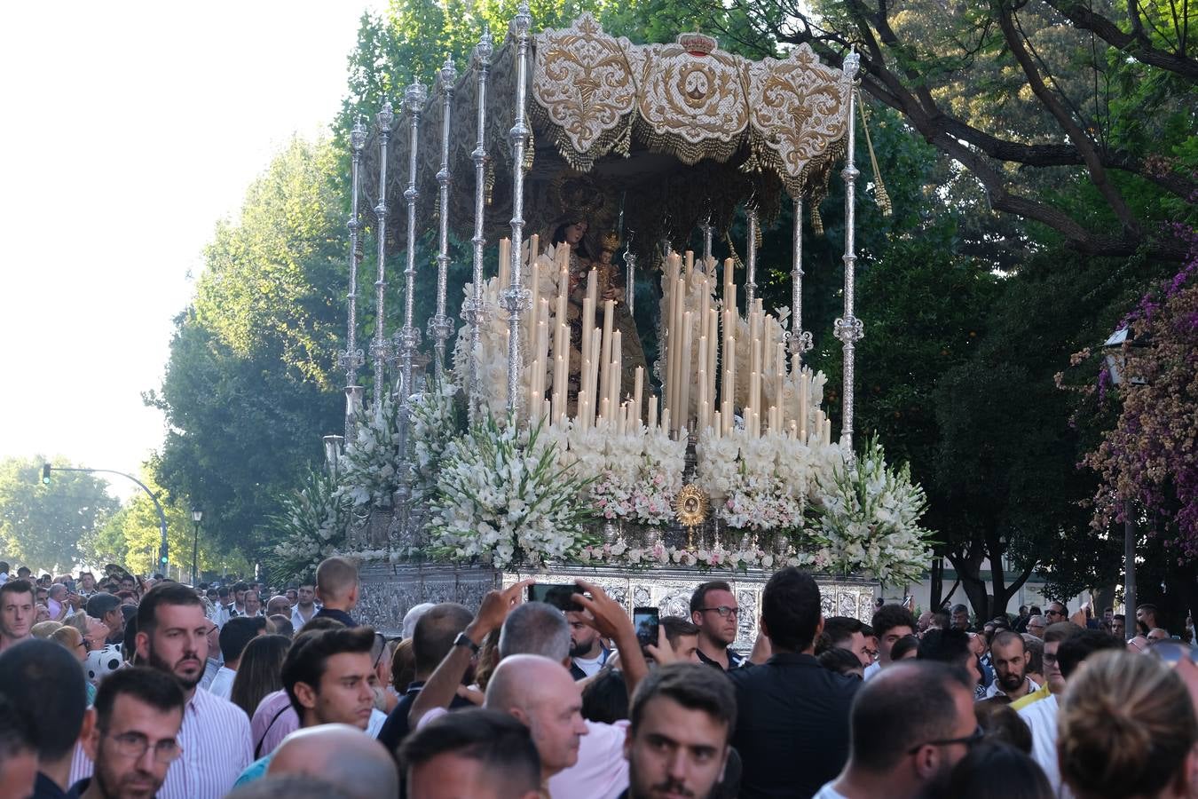 Cádiz no falta a su cita con la Virgen del Carmen