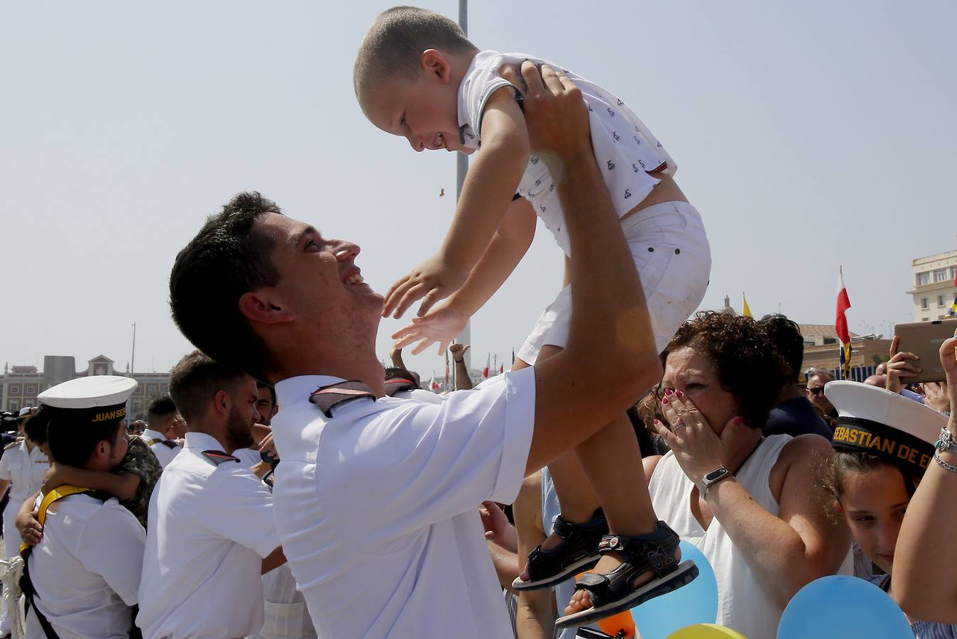 Elcano concluye en Cádiz su 91º crucero de instrucción