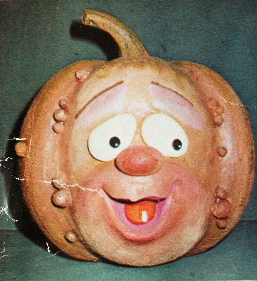 Doña Ruperta. Apareció a partir de la segunda etapa del programa «Un, dos, tres...responda otra vez», a partir de 1976. Esta carismática calabaza tenía voz y siempre estaba presente en las subastas del concurso.