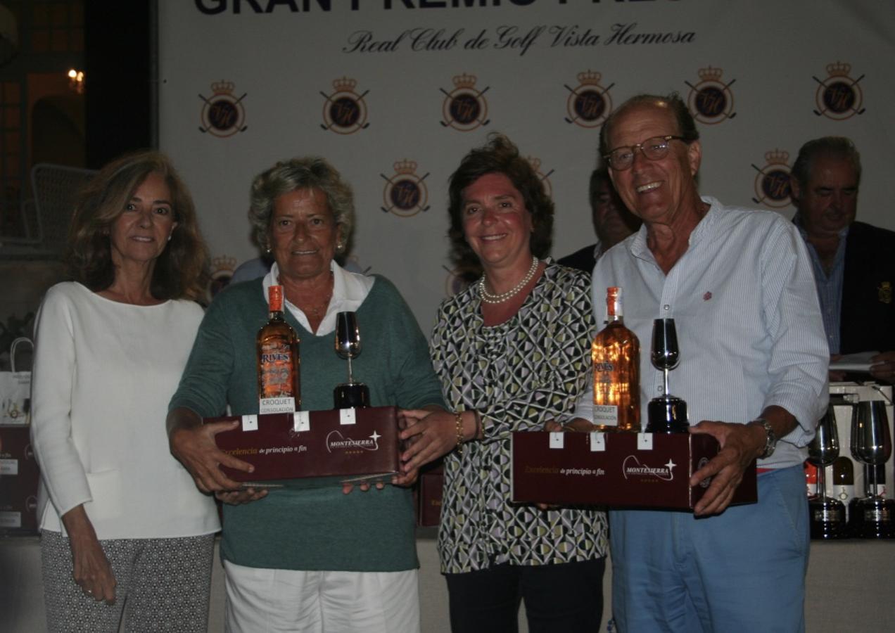 Reyes Pacheco, Almudena Villota, Celia Ollero y Alfonso Urbano. (Ganadores de consolación, croquet).. 