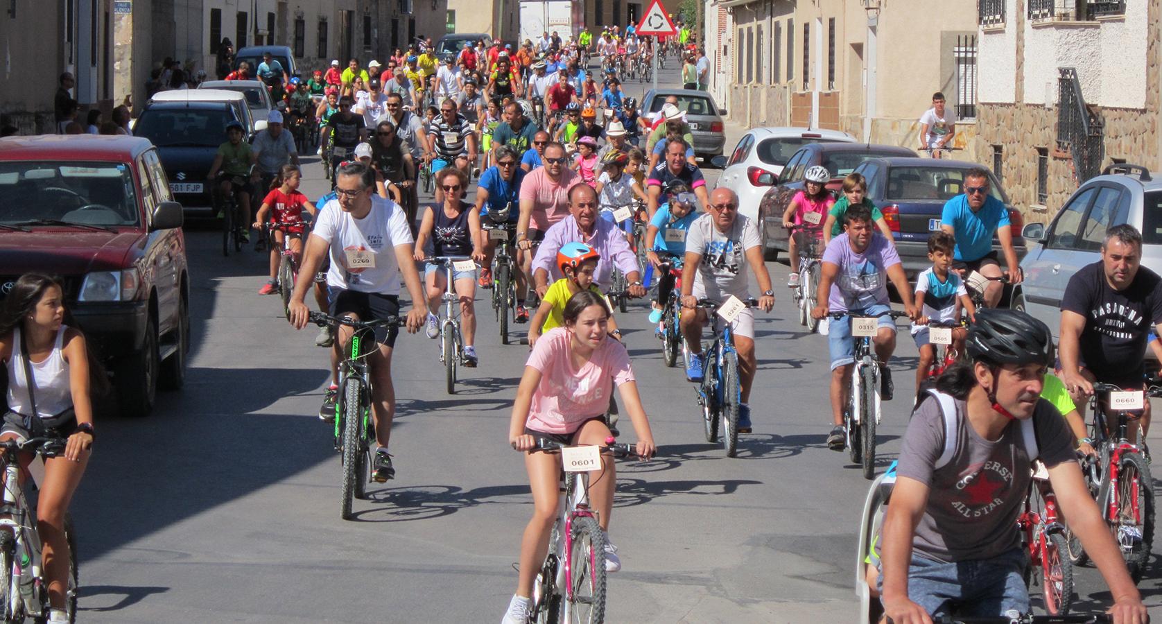El Día de la Bicicleta de Villacañas, en imágenes