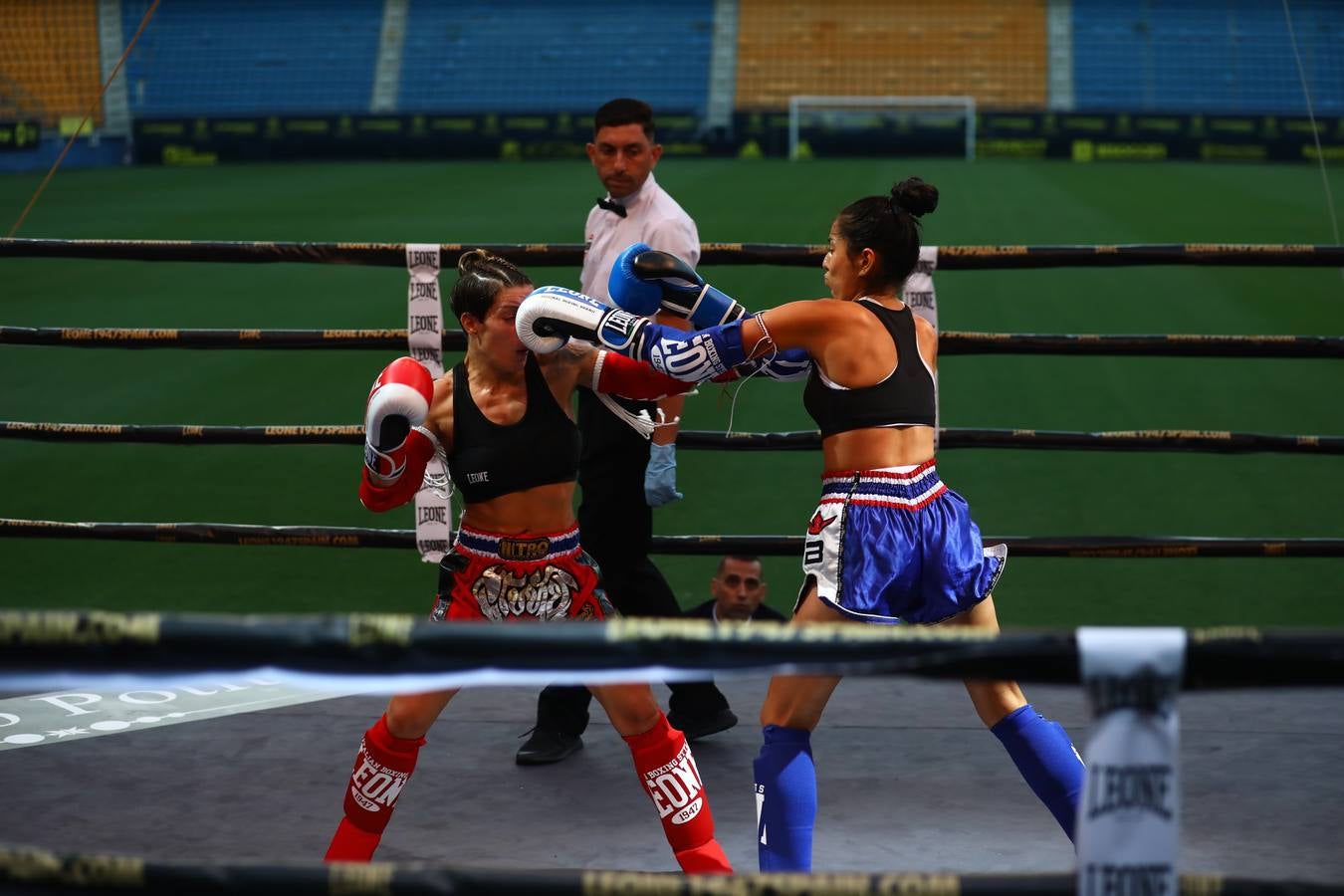 FOTOS: Noche de Muay Thai en Carranza. Así es Cádiz Fight Night