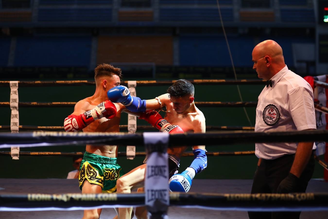 FOTOS: Noche de Muay Thai en Carranza. Así es Cádiz Fight Night