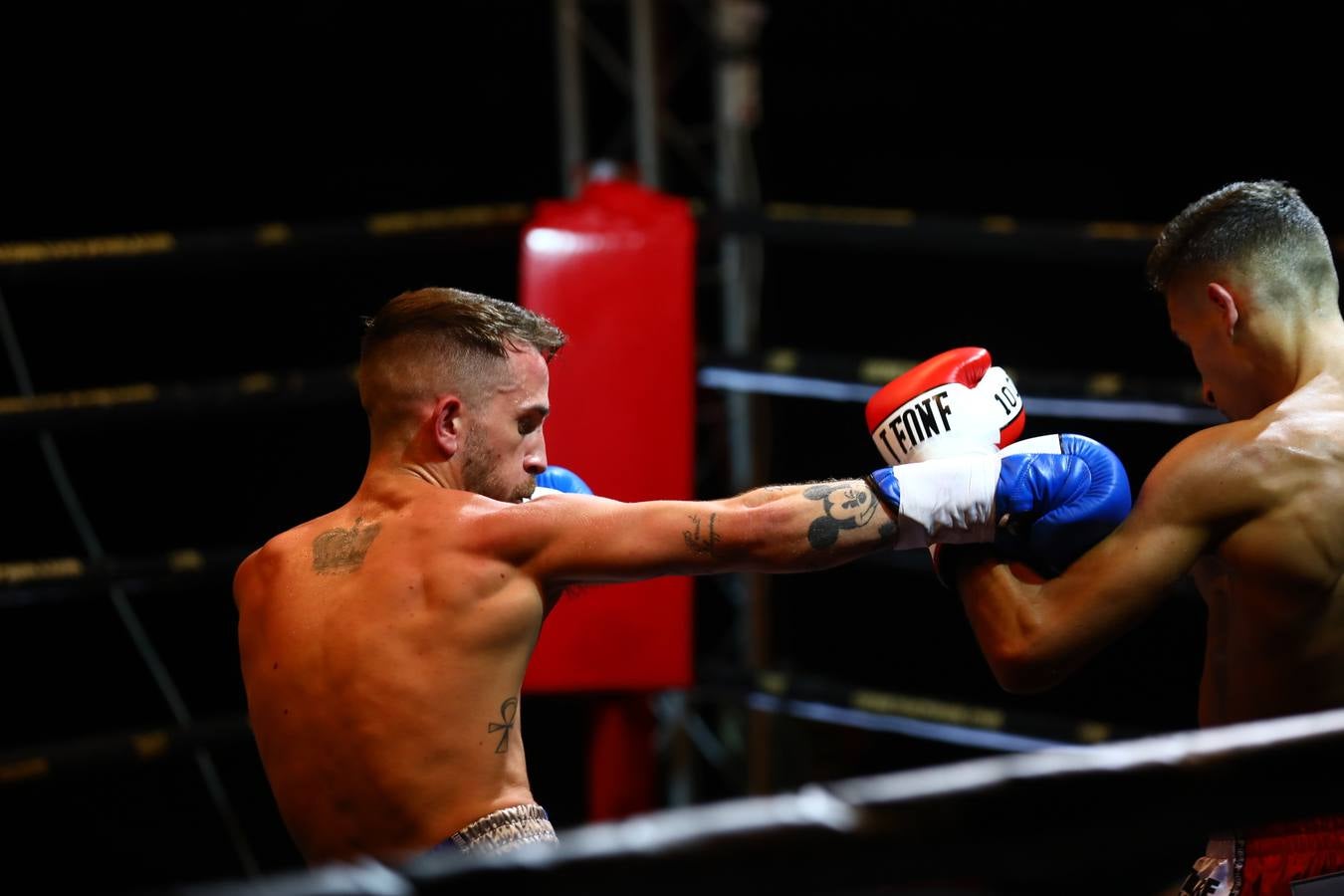 FOTOS: Noche de Muay Thai en Carranza. Así es Cádiz Fight Night