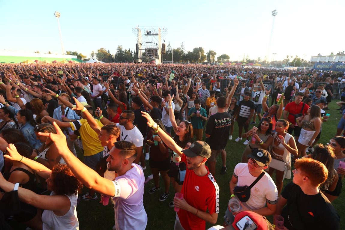 FOTOS: La primera noche de Puro Latino incendia El Puerto