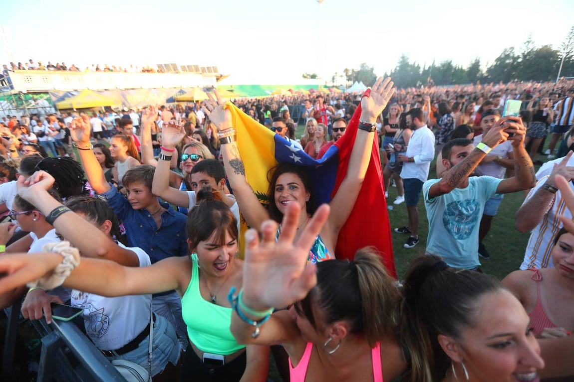 FOTOS: La primera noche de Puro Latino incendia El Puerto