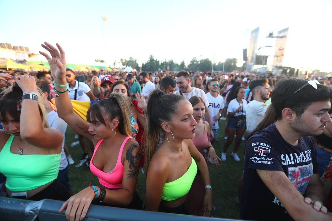 FOTOS: La primera noche de Puro Latino incendia El Puerto