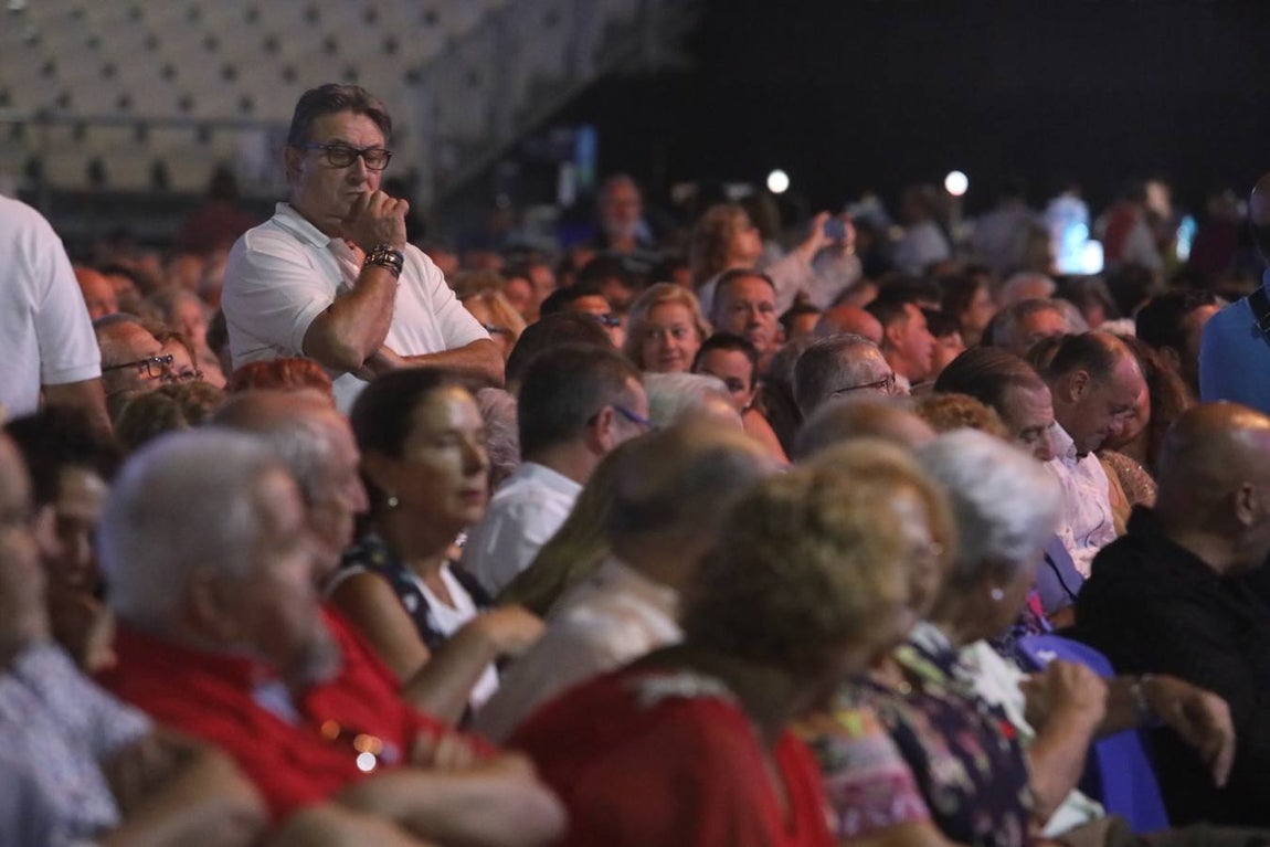 FOTOS: Las imágenes de Miguel Poveda en el Concert Music de Sancti Petri
