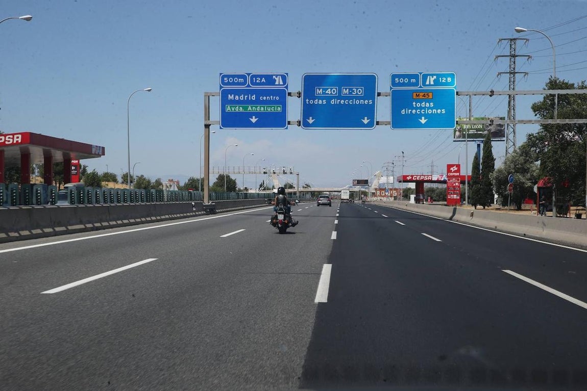 Madrid, vacío en agosto y sin coches en las avenidas