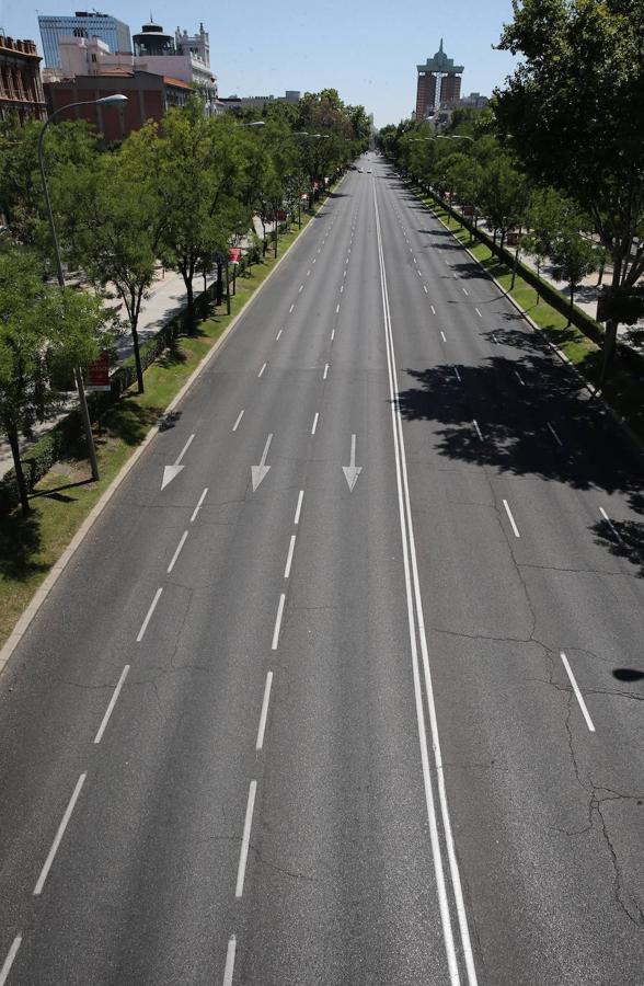 Madrid, vacío en agosto y sin coches en las avenidas