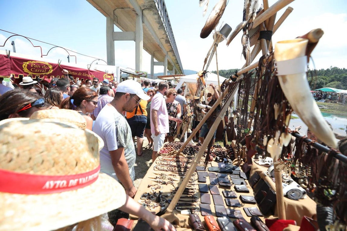 La recreación del desembarco atrae anualmente a miles de espectadores provenientes no sólo de Galicia, ni de España, sino de todo el mundo. 