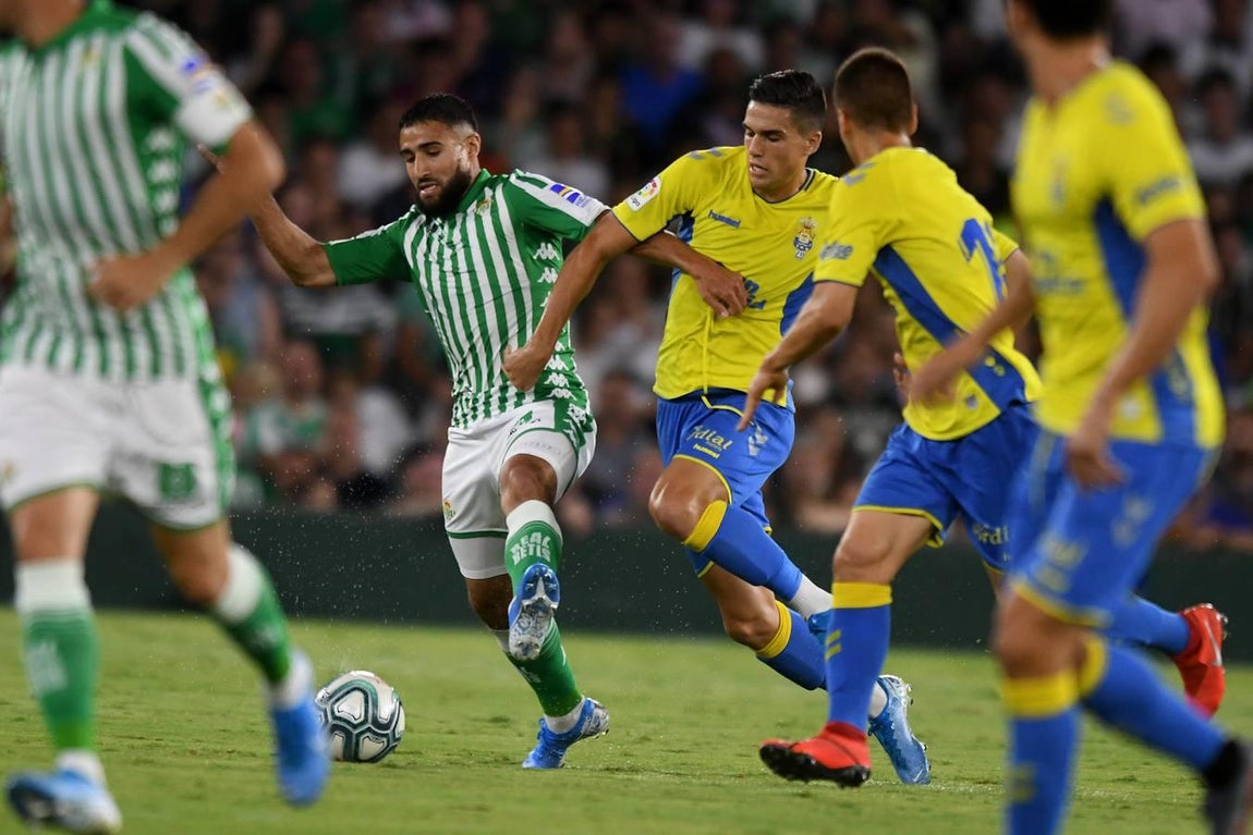 Las mejores imágenes del encuentro amistoso entre el Real Betis y la Unión Deportiva Las Palmas (1-0)