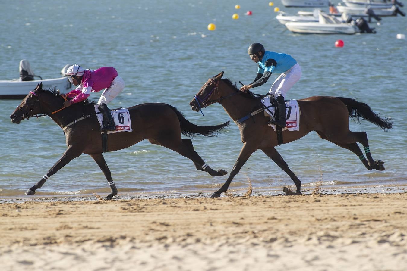 El segundo día de las carreras de Sanlúcar, en imágenes