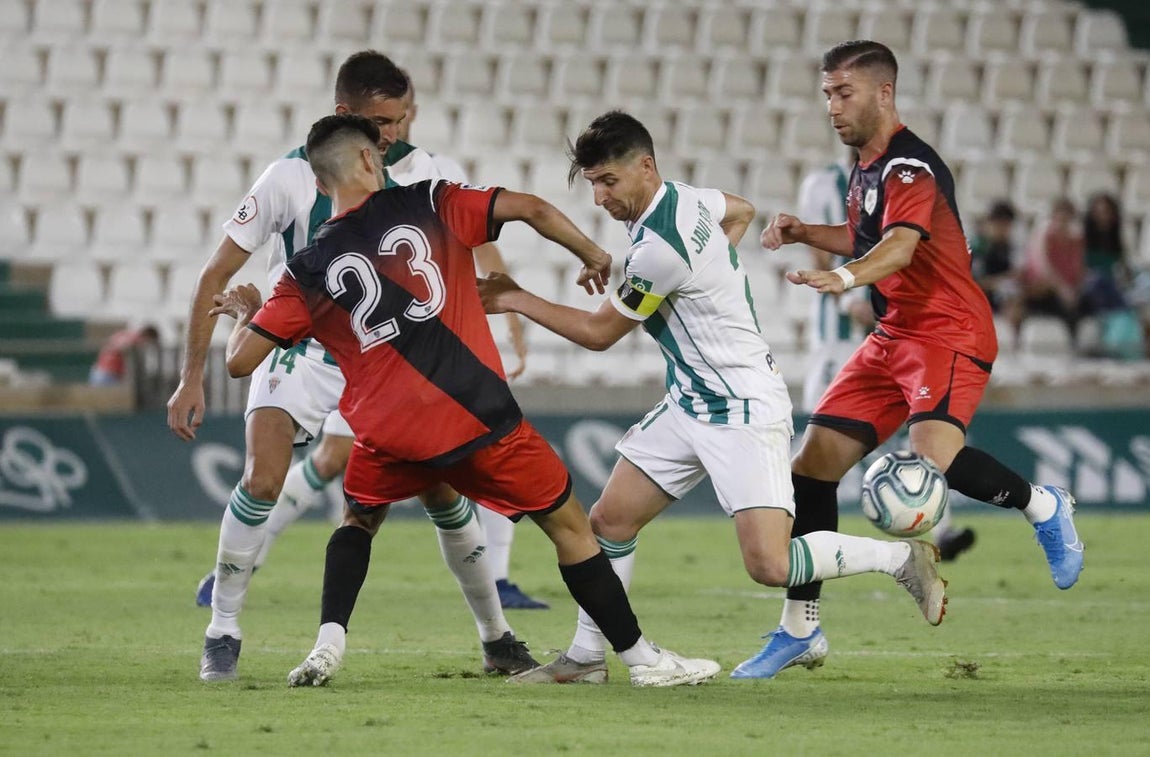 El Córdoba-Rayo Vallecano, en imágenes
