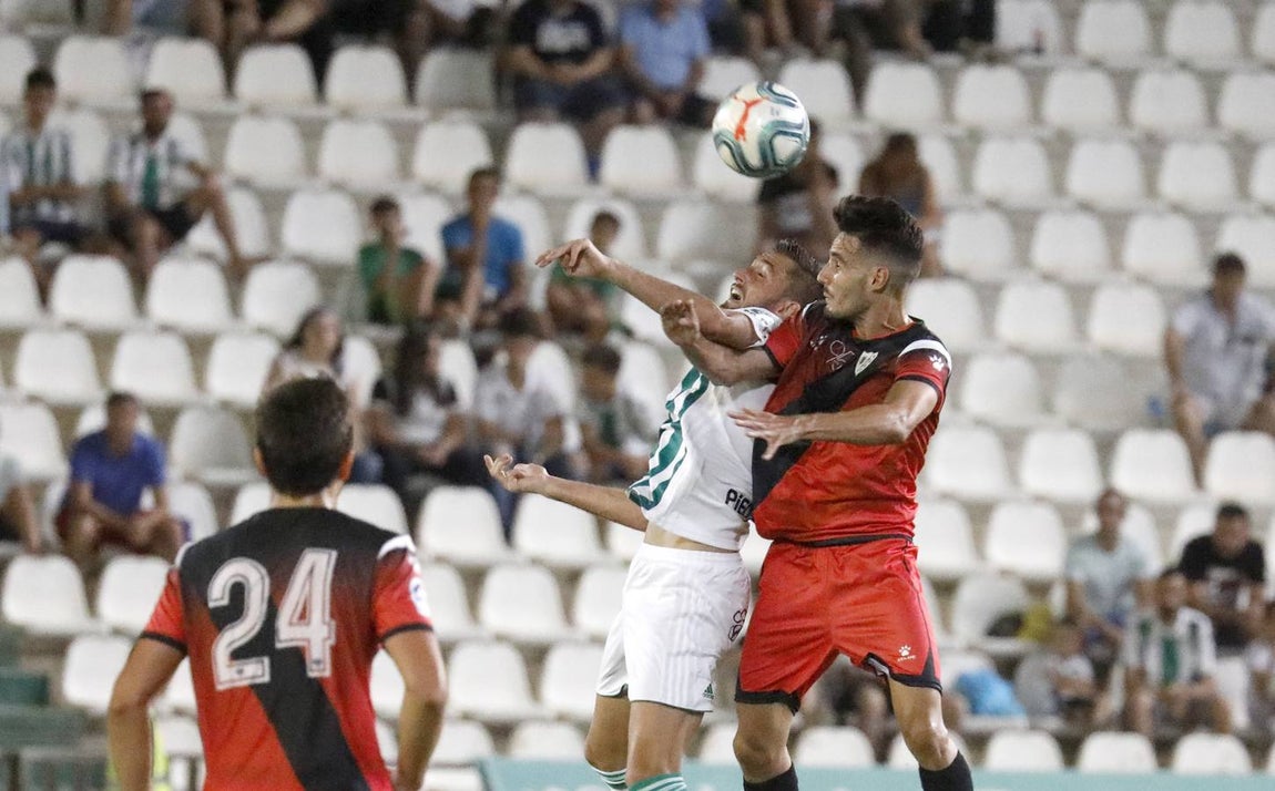 El Córdoba-Rayo Vallecano, en imágenes