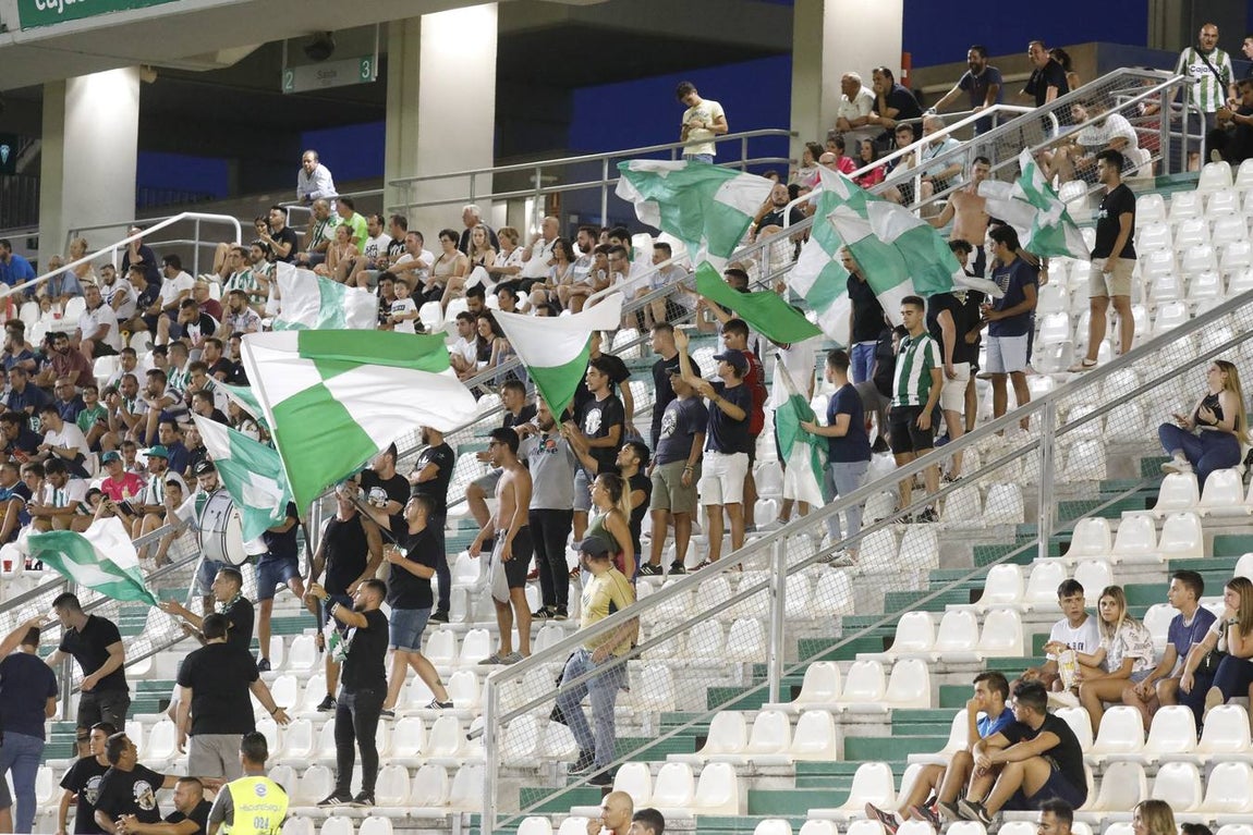 El Córdoba-Rayo Vallecano, en imágenes