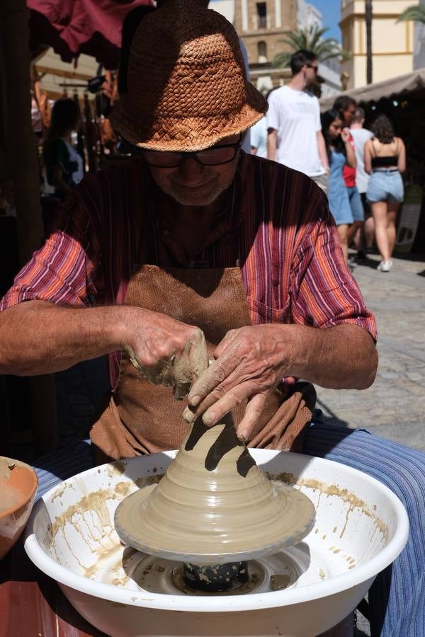 Las mejores imágenes del Mercado Andalusí de Cádiz