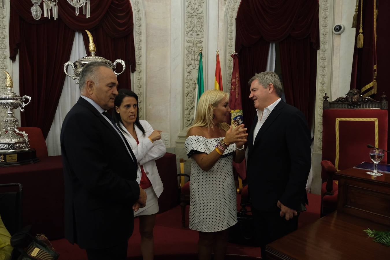 FOTOS: Presentación del primer Trofeo Carranza femenino