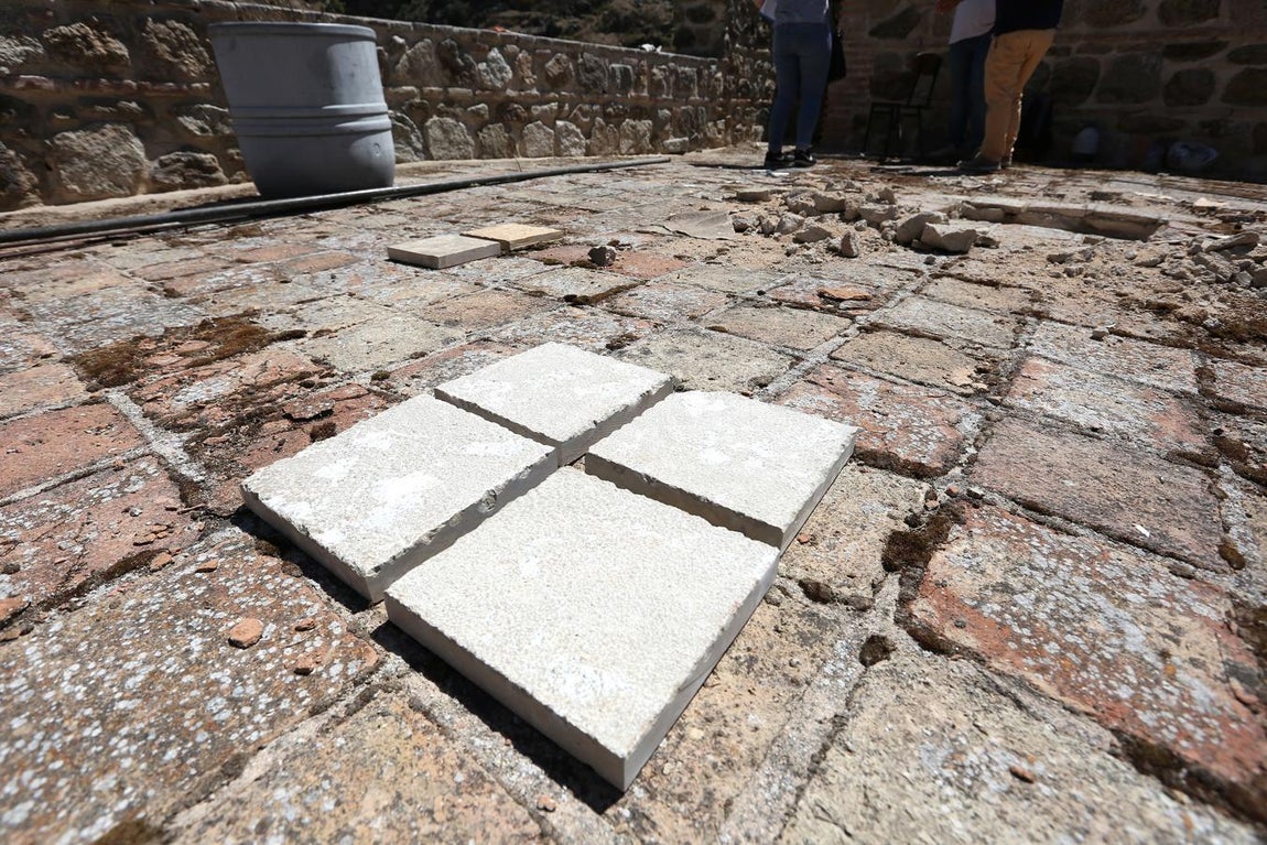 Las obras de la Torre del Hierro, en imágenes