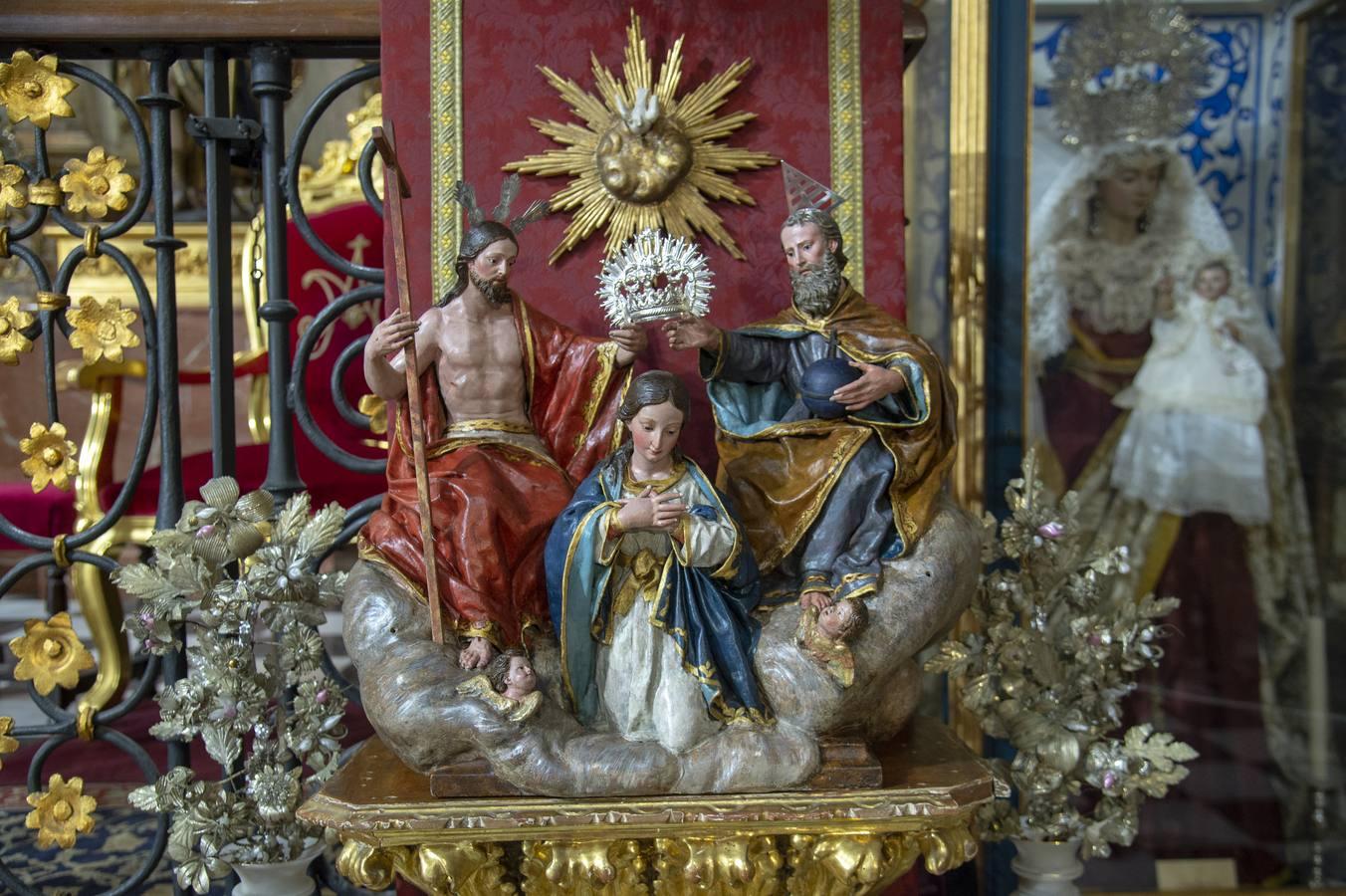 Restauración del misterio de la coronación de la Virgen por la Trinidad