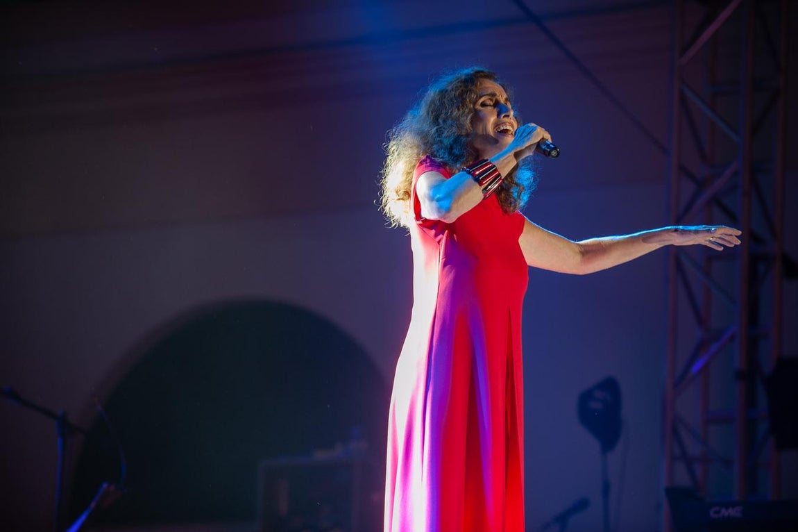 Ana Belén deja su impronta en el Tío Pepe Festival