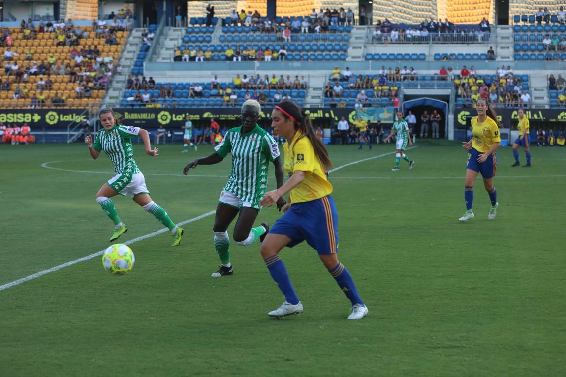 Las FOTOS del partido del Cádiz CF Femenino ante el Betis