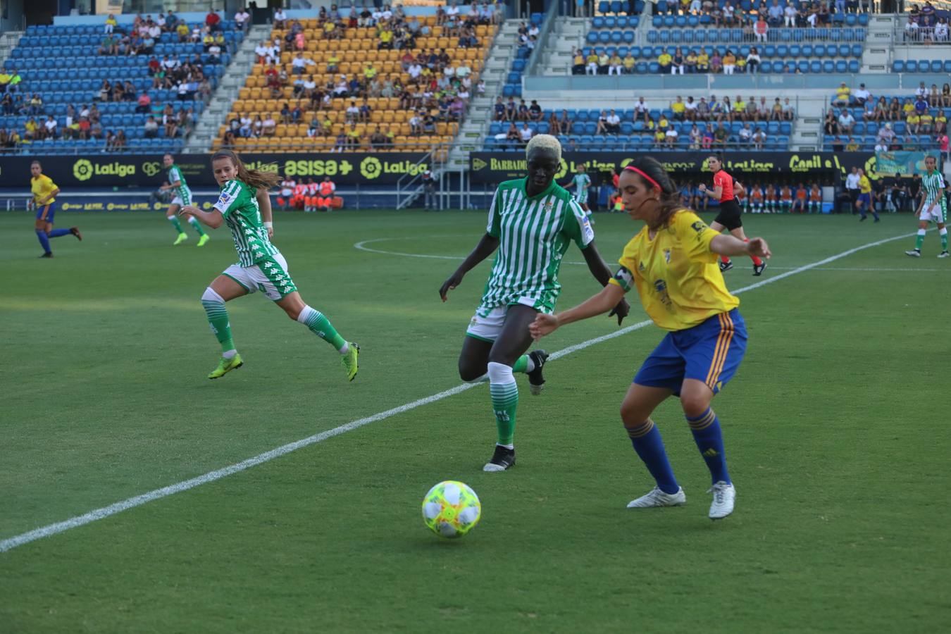 Las FOTOS del partido del Cádiz CF Femenino ante el Betis