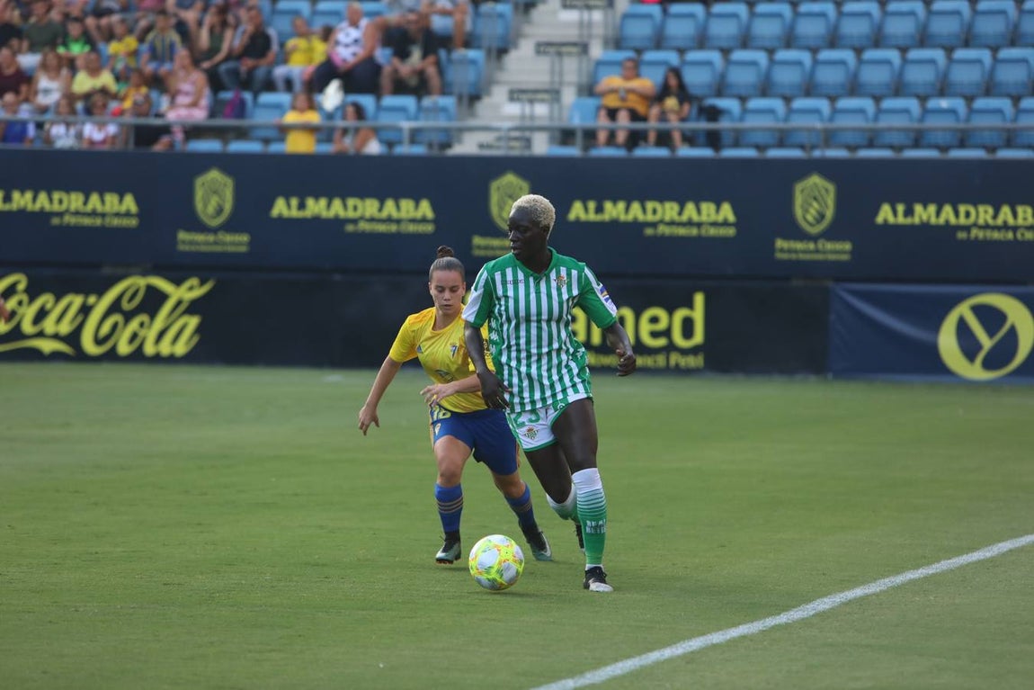 Las FOTOS del partido del Cádiz CF Femenino ante el Betis