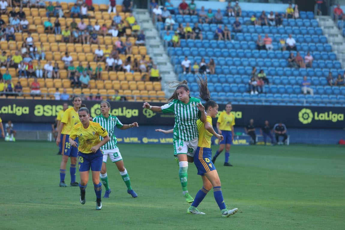 Las FOTOS del partido del Cádiz CF Femenino ante el Betis