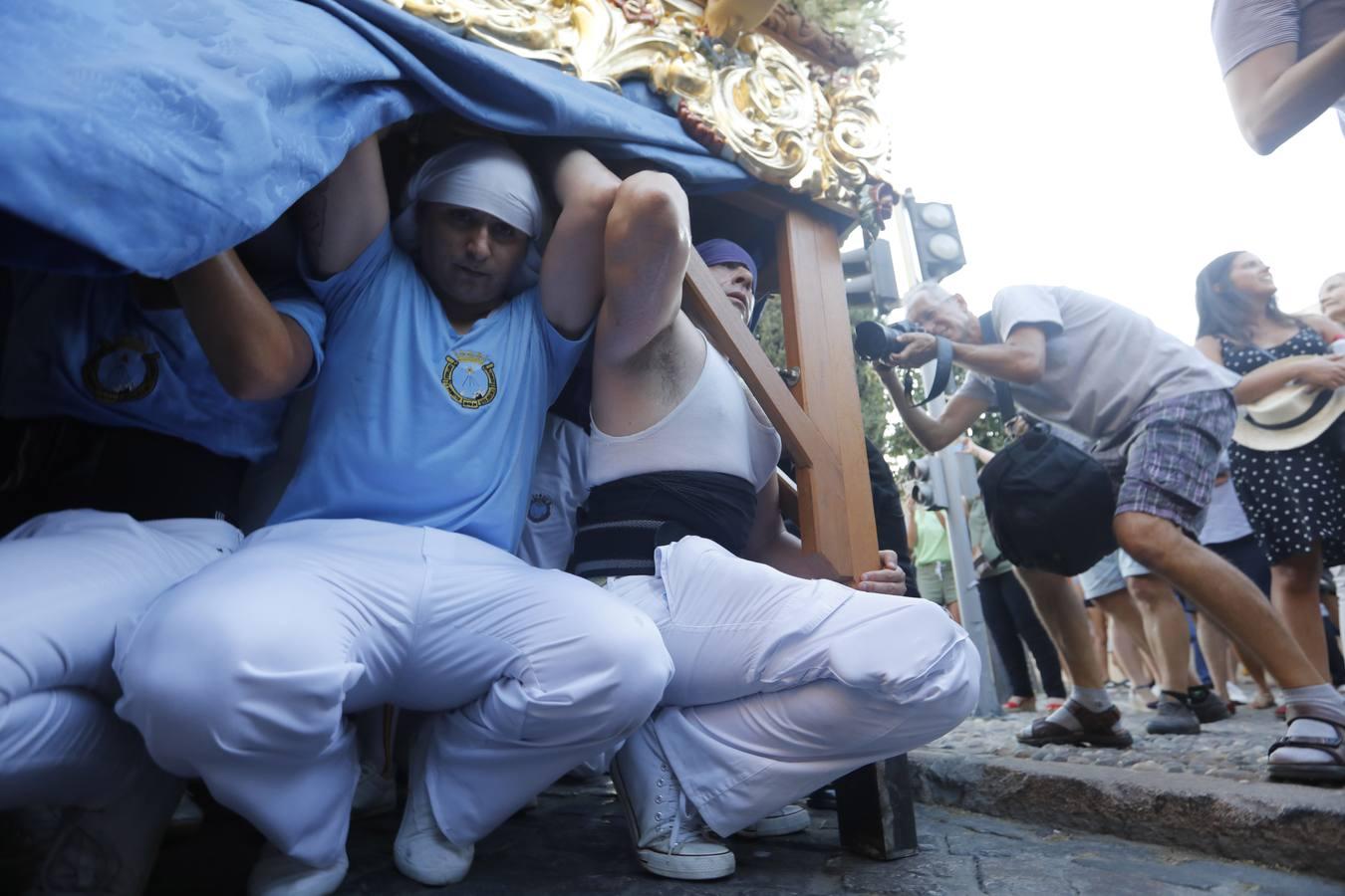 La procesión de la Virgen del Tránsito, en imágenes