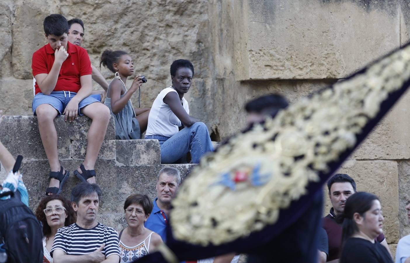 La procesión de la Virgen del Tránsito, en imágenes